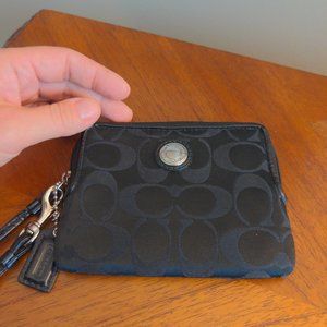 COACH Wristlet Black